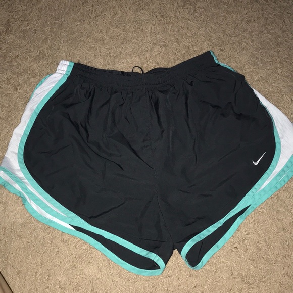 Teal Nike Shorts - Picture 1 of 2